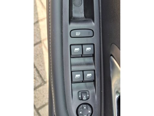 Peugeot 208 Allure HYbrid 110 e-DCS6 | 360 Camera | Achteruitrijcamera | Climate control ActivLease financial lease