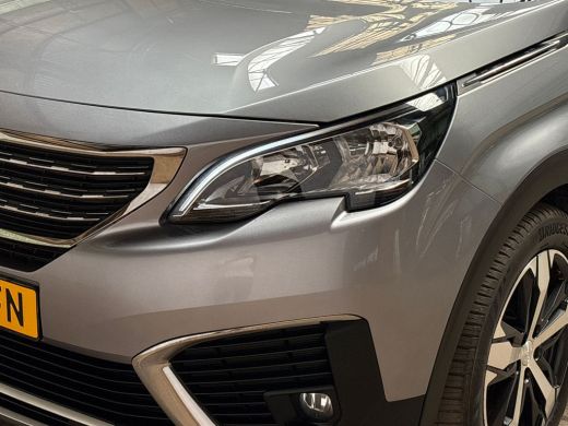 Peugeot 5008 1.2 PureTech Sport 7 Persoons Automaat (APPLE CARPLAY, GROOT NAVI, LEDER, KEYLESS, DRIVE MODE, SP... ActivLease financial lease