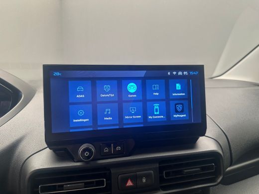 Peugeot Partner 1.5 BlueHDi 130 EAT8 S&S L1 Camera | Digitale Binnenspiegel | Houten Laadvloer | Carplay | Airco ... ActivLease financial lease