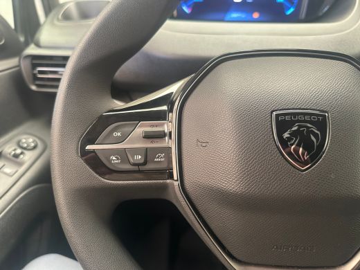 Peugeot Partner 1.5 BlueHDi 130 EAT8 S&S L1 Camera | Digitale Binnenspiegel | Houten Laadvloer | Carplay | Airco ... ActivLease financial lease