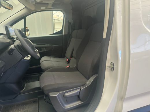 Peugeot Partner 1.5 BlueHDi 130 EAT8 S&S L1 Camera | Digitale Binnenspiegel | Houten Laadvloer | Carplay | Airco ... ActivLease financial lease