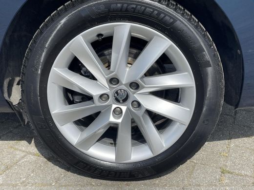 Skoda Superb 1.4 TSI iV Business Edition | Stoel stuur verwarming | Elektrische klep | ActivLease financial lease