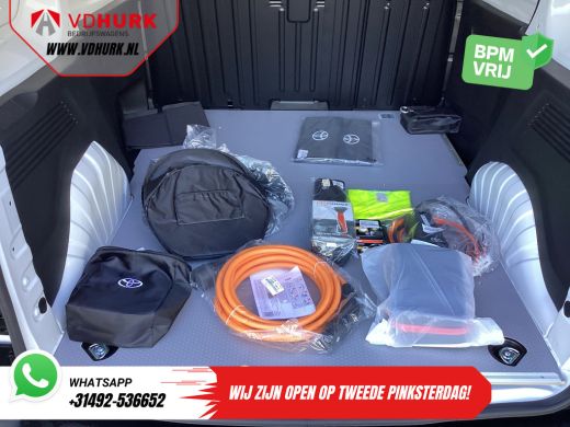 Toyota ProAce 345 km WLTP LED/ 3pers/ Snellader/ Standkachel/ Carplay/ Navi/ PDC/ Cruise/ Airco ActivLease financial lease