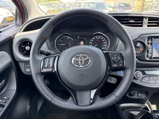 Toyota Yaris 1.5 Hybrid Dynamic | Apple CarPlay/Android auto | Achteruitrijcamera ActivLease financial lease