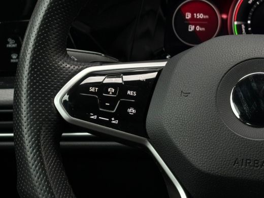 Volkswagen Golf 1.4 eHybrid 245 pk GTE 6-DSG | Trekhaak | Cruise control adaptief | Stoelverwarming | ActivLease financial lease