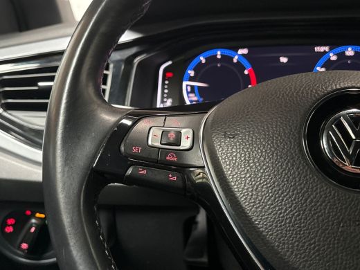 Volkswagen Polo 1.0 TSI Sportline (VIRTUAL COCKPIT, ZWART HEMEL, LEDER, APPLE CARPLAY, GROOT NAVI, SPORTSTOELEN, ... ActivLease financial lease