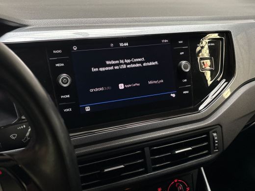 Volkswagen Polo 1.0 TSI Sportline (VIRTUAL COCKPIT, ZWART HEMEL, LEDER, APPLE CARPLAY, GROOT NAVI, SPORTSTOELEN, ... ActivLease financial lease