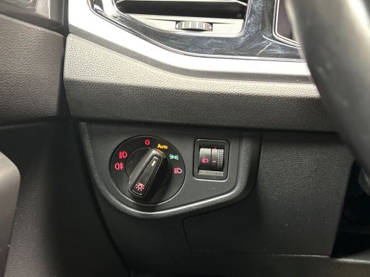 Volkswagen Polo 1.0 TSI Sportline (VIRTUAL COCKPIT, ZWART HEMEL, LEDER, APPLE CARPLAY, GROOT NAVI, SPORTSTOELEN, ... ActivLease financial lease