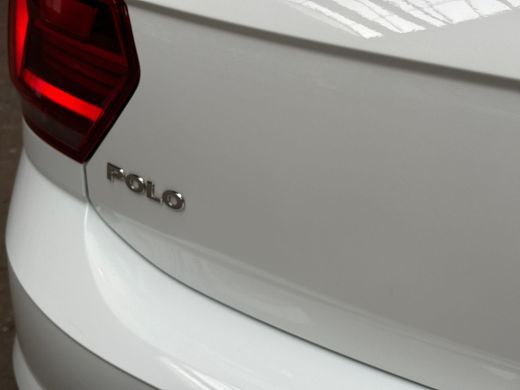 Volkswagen Polo 1.0 TSI Sportline (VIRTUAL COCKPIT, ZWART HEMEL, LEDER, APPLE CARPLAY, GROOT NAVI, SPORTSTOELEN, ... ActivLease financial lease