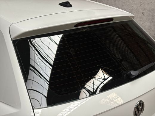 Volkswagen Polo 1.0 TSI Sportline (VIRTUAL COCKPIT, ZWART HEMEL, LEDER, APPLE CARPLAY, GROOT NAVI, SPORTSTOELEN, ... ActivLease financial lease