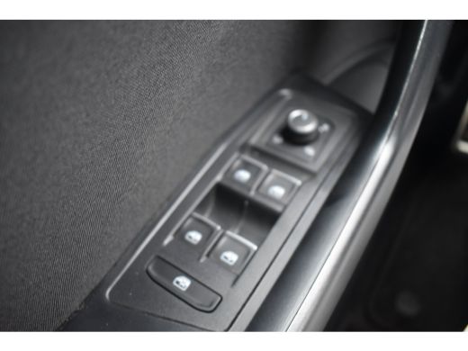 Volkswagen T-Roc 1.5 TSI 150PK Sport Business R | CAMERA | STOELVERW. | ADAPT. CRUISE | FULL LED | AIRCO | DAB+ ActivLease financial lease