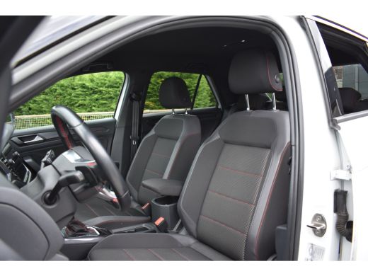 Volkswagen T-Roc 1.5 TSI 150PK Sport Business R | CAMERA | STOELVERW. | ADAPT. CRUISE | FULL LED | AIRCO | DAB+ ActivLease financial lease