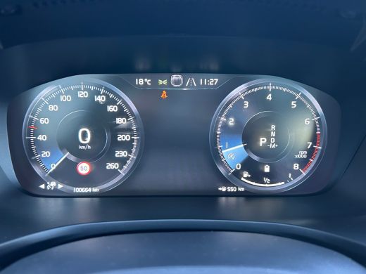 Volvo  V60 2.0 B3 Inscription | Pano | HU-Display | 360 camera | Trekhaak | Memory | Standkachel | ActivLease financial lease