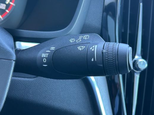 Volvo  V60 2.0 B3 Inscription | Pano | HU-Display | 360 camera | Trekhaak | Memory | Standkachel | ActivLease financial lease