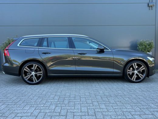 Volvo  V60 2.0 B3 Inscription | Pano | HU-Display | 360 camera | Trekhaak | Memory | Standkachel | ActivLease financial lease