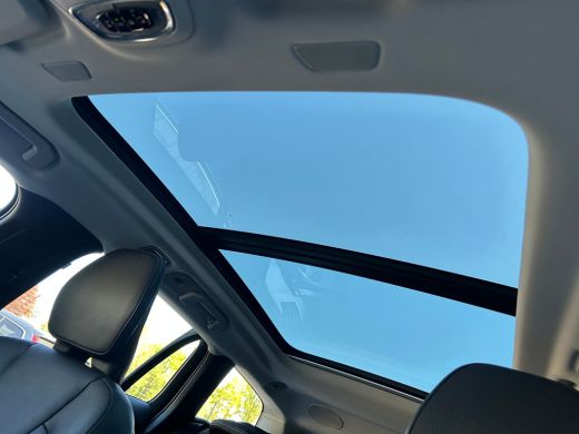 Volvo  V60 2.0 B3 Inscription | Pano | HU-Display | 360 camera | Trekhaak | Memory | Standkachel | ActivLease financial lease