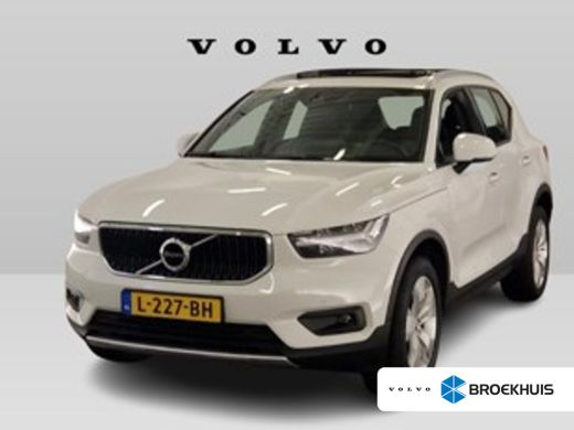 Volvo  XC40 T2 Business Pro | Panoramadak | BLIS | Camera | Trekhaak | Adaptieve Cruise | Stoelverwarming / S...