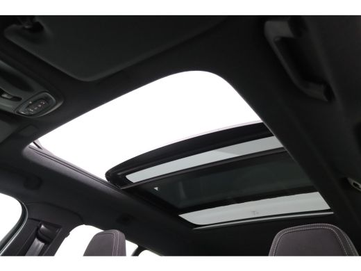 Volvo  XC40 T2 Business Pro | Panoramadak | BLIS | Camera | Trekhaak | Adaptieve Cruise | Stoelverwarming / S... ActivLease financial lease