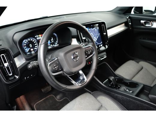 Volvo  XC40 1.5 T4 Core | Achteruitrijcamera | Apple Carplay/Android Auto | Verwarmd stuurwiel | Cruise contr... ActivLease financial lease
