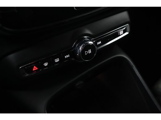 Volvo  XC40 1.5 T4 Core | Achteruitrijcamera | Apple Carplay/Android Auto | Verwarmd stuurwiel | Cruise contr... ActivLease financial lease
