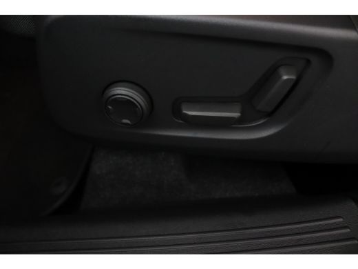 Volvo  XC40 T4 Recharge Inscription Expression | Verwarmde Stoelen / Stuurwiel | Elektisch Verstelbare Stoele... ActivLease financial lease
