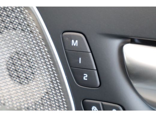 Volvo  XC60 T8 455PK Heico Ultra Black Edition | B&W Audio | Luchtvering | 22"  Polestar | Massage | Ventilatie ActivLease financial lease