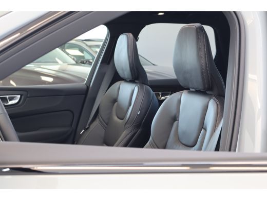 Volvo  XC60 T8 455PK Heico Ultra Black Edition | B&W Audio | Luchtvering | 22"  Polestar | Massage | Ventilatie ActivLease financial lease