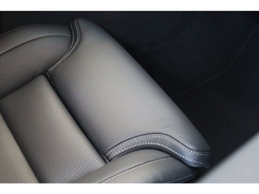 Volvo  XC60 T8 455PK Heico Ultra Black Edition | B&W Audio | Luchtvering | 22"  Polestar | Massage | Ventilatie ActivLease financial lease