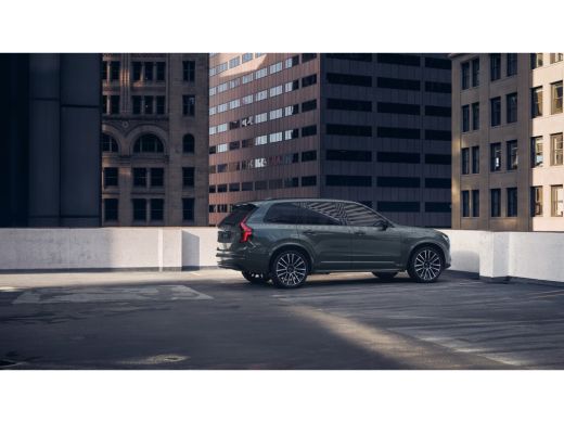 Volvo  XC90 T8 406PK AWD Ultra Dark Executive Ed. | B&W | Luchtvering | 22" | Gelam. glas | Massage/ventilatie ActivLease financial lease