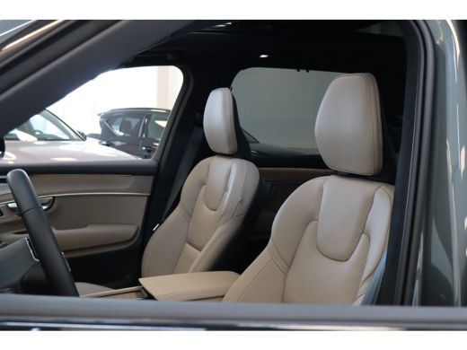 Volvo  XC90 T8 406PK AWD Ultra Dark Executive Ed. | B&W | Luchtvering | 22" | Gelam. glas | Massage/ventilatie ActivLease financial lease