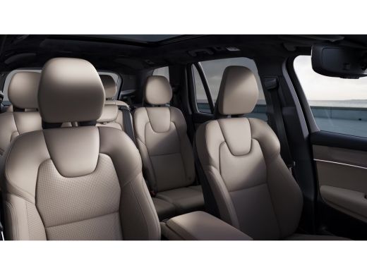 Volvo  XC90 T8 406PK AWD Ultra Dark Executive Ed. | B&W | Luchtvering | 22" | Gelam. glas | Massage/ventilatie ActivLease financial lease