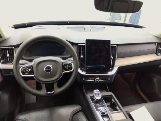 Volvo  XC90 T8 Plug-in hybrid AWD Ultra Bright | Trekhaak | Bowers&Wilkins | Luchtvering | Massage | Stoelven... ActivLease financial lease