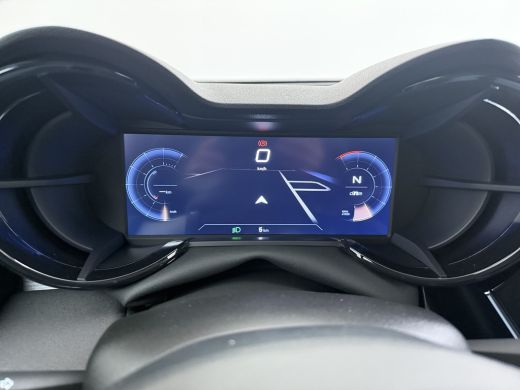 Alfa Romeo Junior Ibrida Ti | 18" lichtmetalen velgen - Fori | Bi-color dak | Elektrisch bediend panoramisch schuifdak ActivLease financial lease