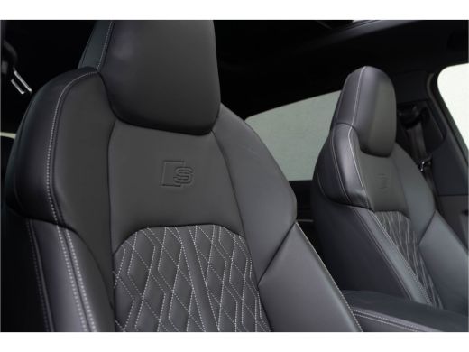 Audi e-tron S Quattro 371kW / Luchtvering/ Standkachel/ Panoramadak/ Trekhaak/ 371kW (504PK) ActivLease financial lease