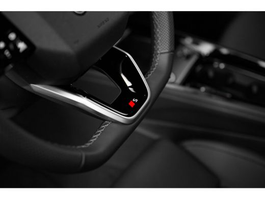Audi Q3 S edition, (2026) | Adaptive cruise control | Audi sound system | Cruise control ActivLease financial lease