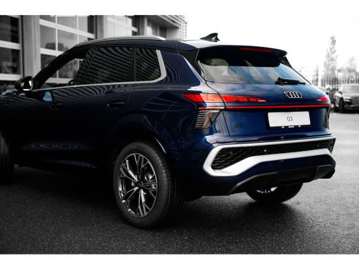 Audi Q3 S edition, (2026) | Adaptive cruise control | Audi sound system | Cruise control ActivLease financial lease
