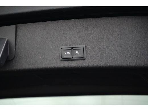 Audi Q8 e-tron 55 quattro S Edition Competition 115 kWh 408PK | Panorama Dak | B&O | Luxe Ledere Bekleding | Hea... ActivLease financial lease