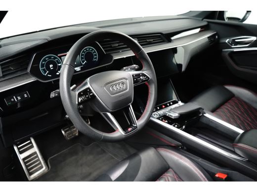 Audi Q8 e-tron 55 quattro S Edition Competition 115 kWh 408PK | Panorama Dak | B&O | Luxe Ledere Bekleding | Hea... ActivLease financial lease