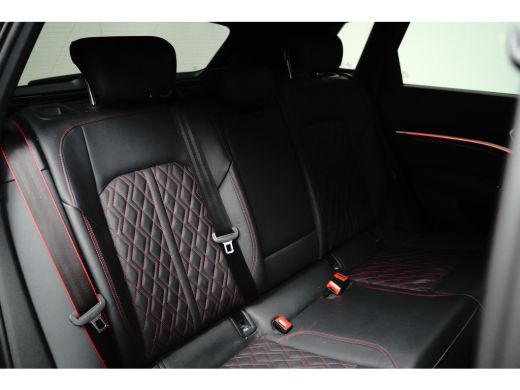 Audi Q8 e-tron 55 quattro S Edition Competition 115 kWh 408PK | Panorama Dak | B&O | Luxe Ledere Bekleding | Hea... ActivLease financial lease