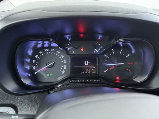 Citroën Berlingo 1.5 BlueHDi 100 S&S L1 | Cruise control | Houten vloer in laadruimte | Parkeersensor achter ActivLease financial lease
