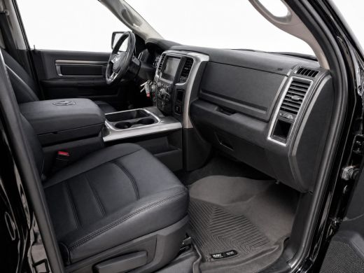 Dodge Ram 1500 1500 5.7 V8 4x4 Crew Cab 5'7 Laramie | Trekhaak | Tonneau cover | extra LPG 200L | Wide boddy | F... ActivLease financial lease