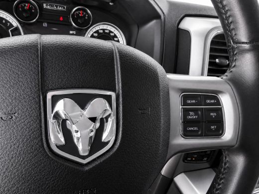 Dodge Ram 1500 1500 5.7 V8 4x4 Crew Cab 5'7 Laramie | Trekhaak | Tonneau cover | extra LPG 200L | Wide boddy | F... ActivLease financial lease