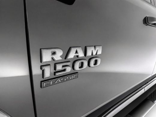 Dodge Ram 1500 1500 5.7 V8 4x4 Crew Cab 5'7 Laramie | Trekhaak | Tonneau cover | extra LPG 200L | Wide boddy | F... ActivLease financial lease