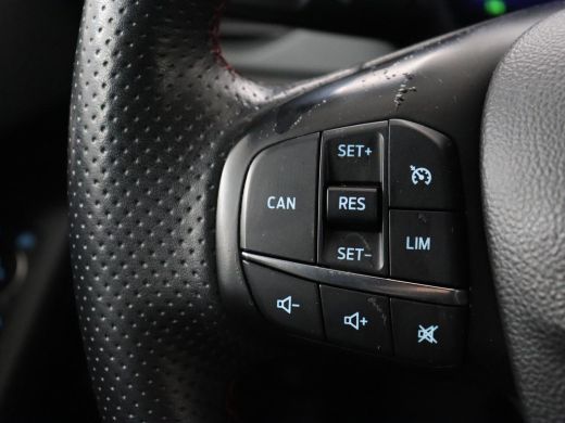 Ford Focus 1.0 EcoBoost Hybrid ST Line X | 68.600km NAP | Trekhaak | Carplay | B&O Sound | Camera | Keyless ... ActivLease financial lease