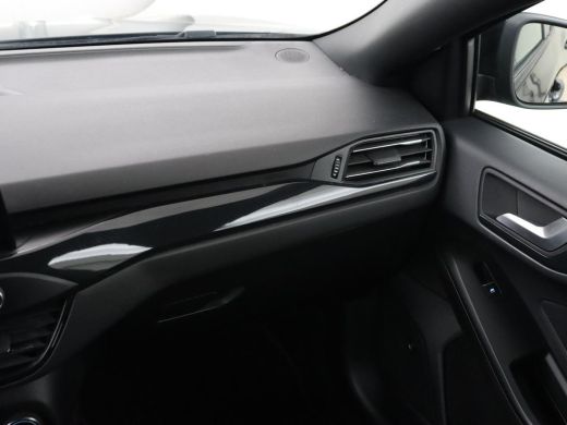 Ford Focus 1.0 EcoBoost Hybrid ST Line X | 68.600km NAP | Trekhaak | Carplay | B&O Sound | Camera | Keyless ... ActivLease financial lease