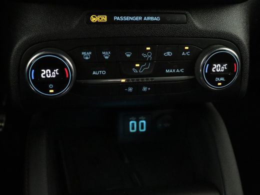 Ford Focus 1.0 EcoBoost Hybrid ST Line X | 68.600km NAP | Trekhaak | Carplay | B&O Sound | Camera | Keyless ... ActivLease financial lease