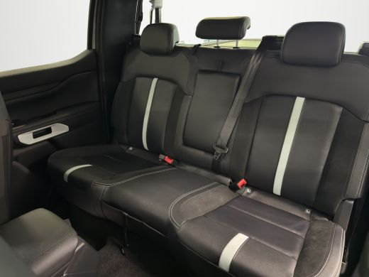 Ford Ranger Stormtrak Double Cab 2.3 PHEV 279pk | Power Rollertop | 0,99% Financial Lease | 3.500 kg trekgewi... ActivLease financial lease