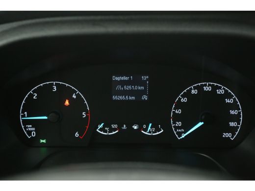 Ford Transit Custom 2.0 L1H1 | Airco | Cruise | Camera | 3 Zits | Trekhaak | Parkeersens. ActivLease financial lease