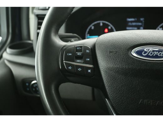 Ford Transit Custom 2.0 L1H1 | Airco | Cruise | Camera | 3 Zits | Trekhaak | Parkeersens. ActivLease financial lease