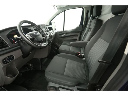 Ford Transit Custom 2.0 L1H1 | Airco | Cruise | Camera | 3 Zits | Trekhaak | Parkeersens. ActivLease financial lease